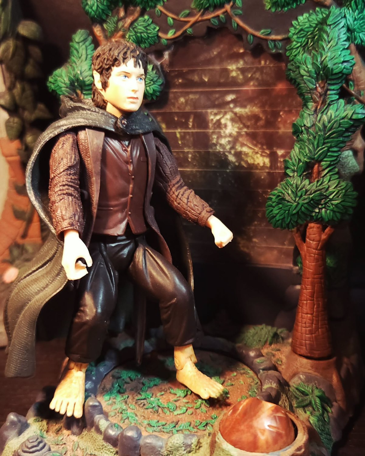From the Archives: Frodo with Ringwraith Reveal&nbsp;Base