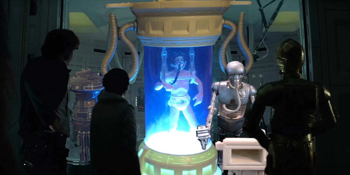 Luke Skywalker in Echo Base Bacta&nbsp;Tank