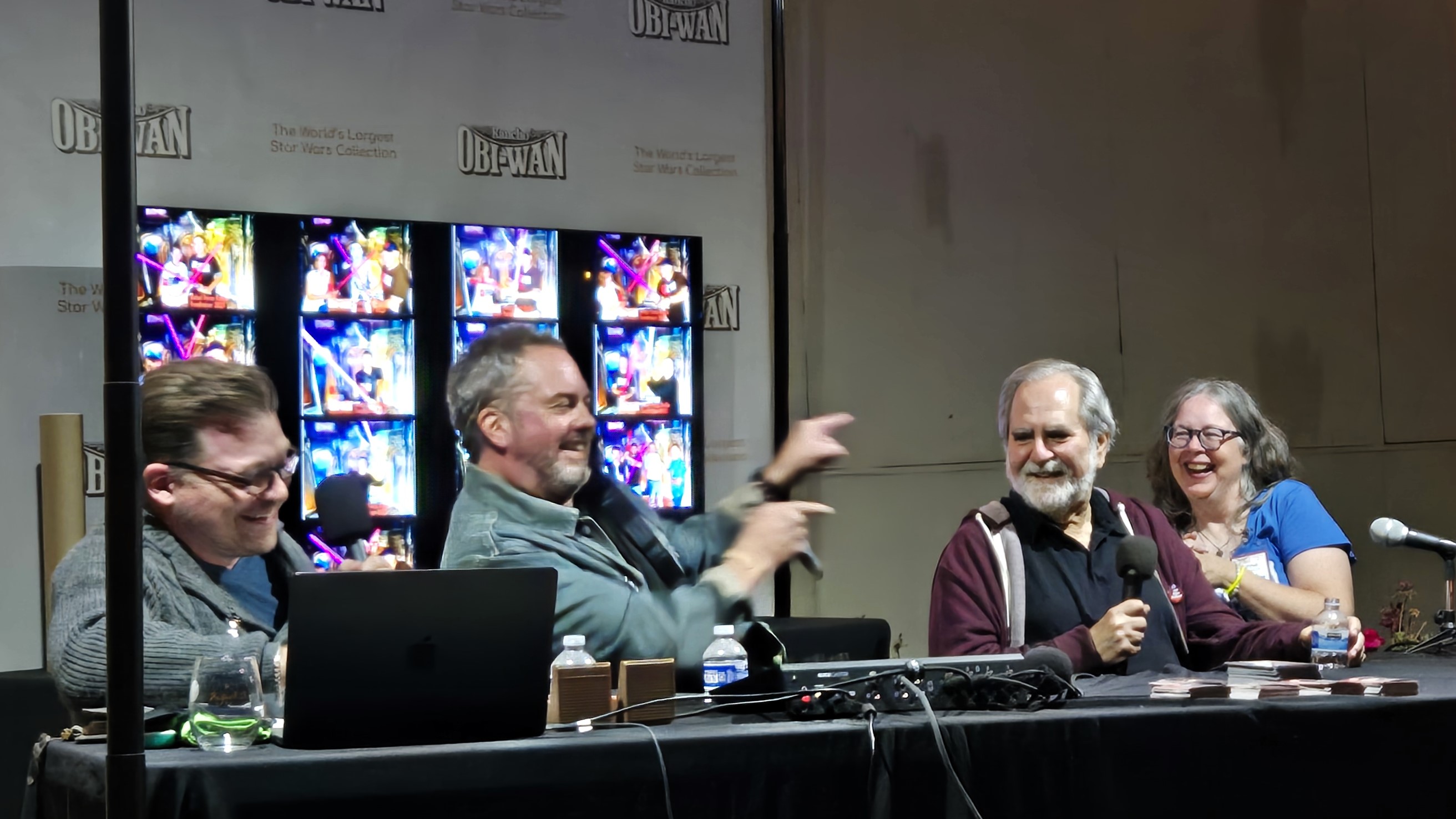 R3-A2 on Vacation Part 12 (RFR Live at Rancho Obi-Wan) – Dale's Toys